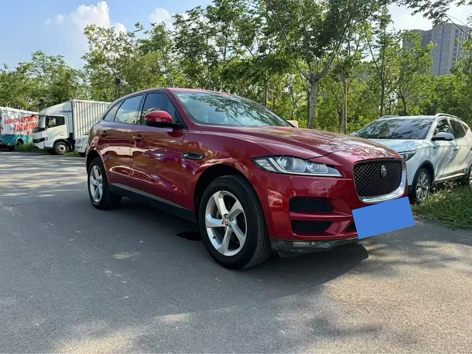 Jaguar F-PACE Jaguar F-PACE