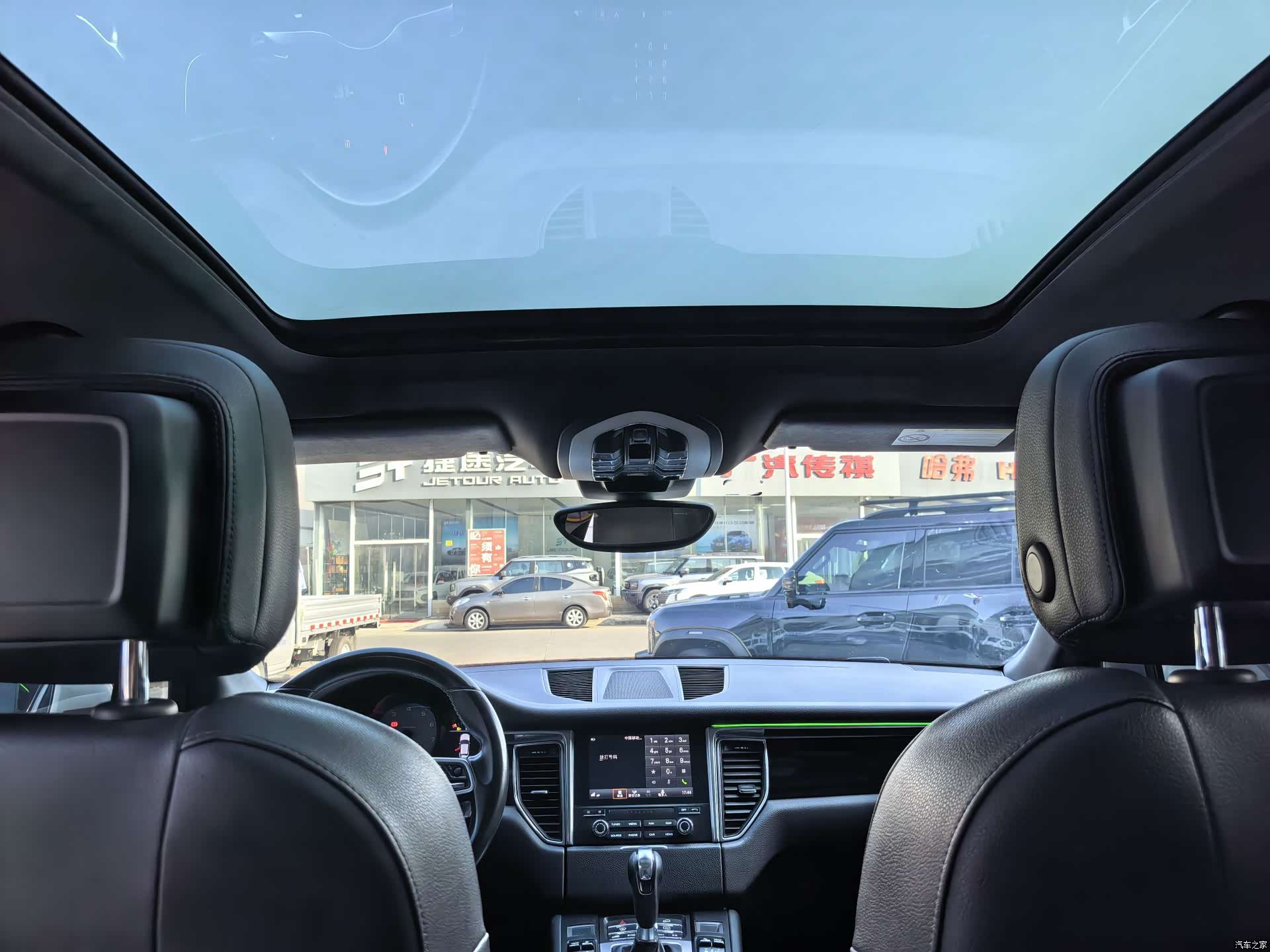 Porsche Macan, 2016 11