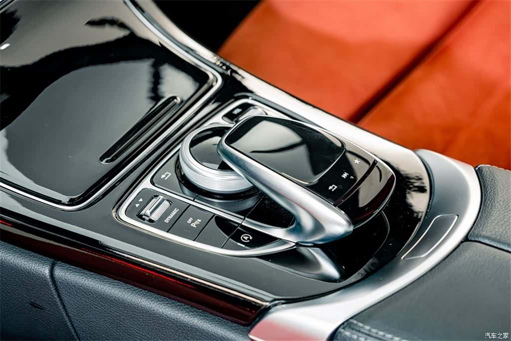 Mercedes-Benz C-Class, 2017 14