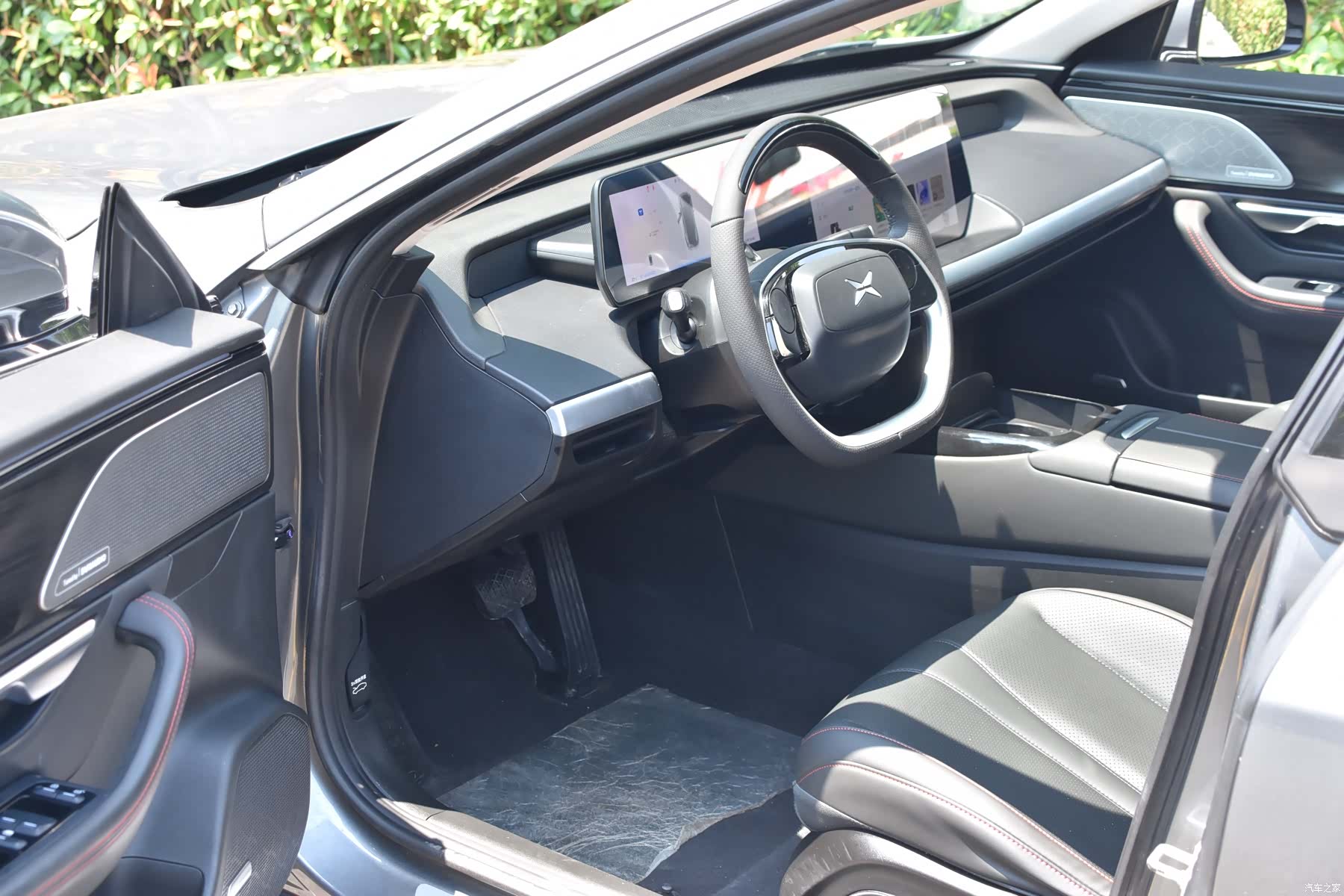 Xpeng P7, 2021 8