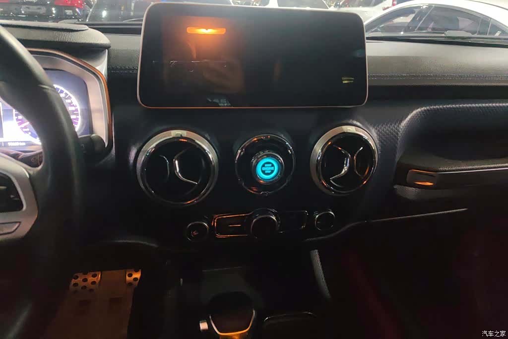 BAIC BJ40, 2021 13