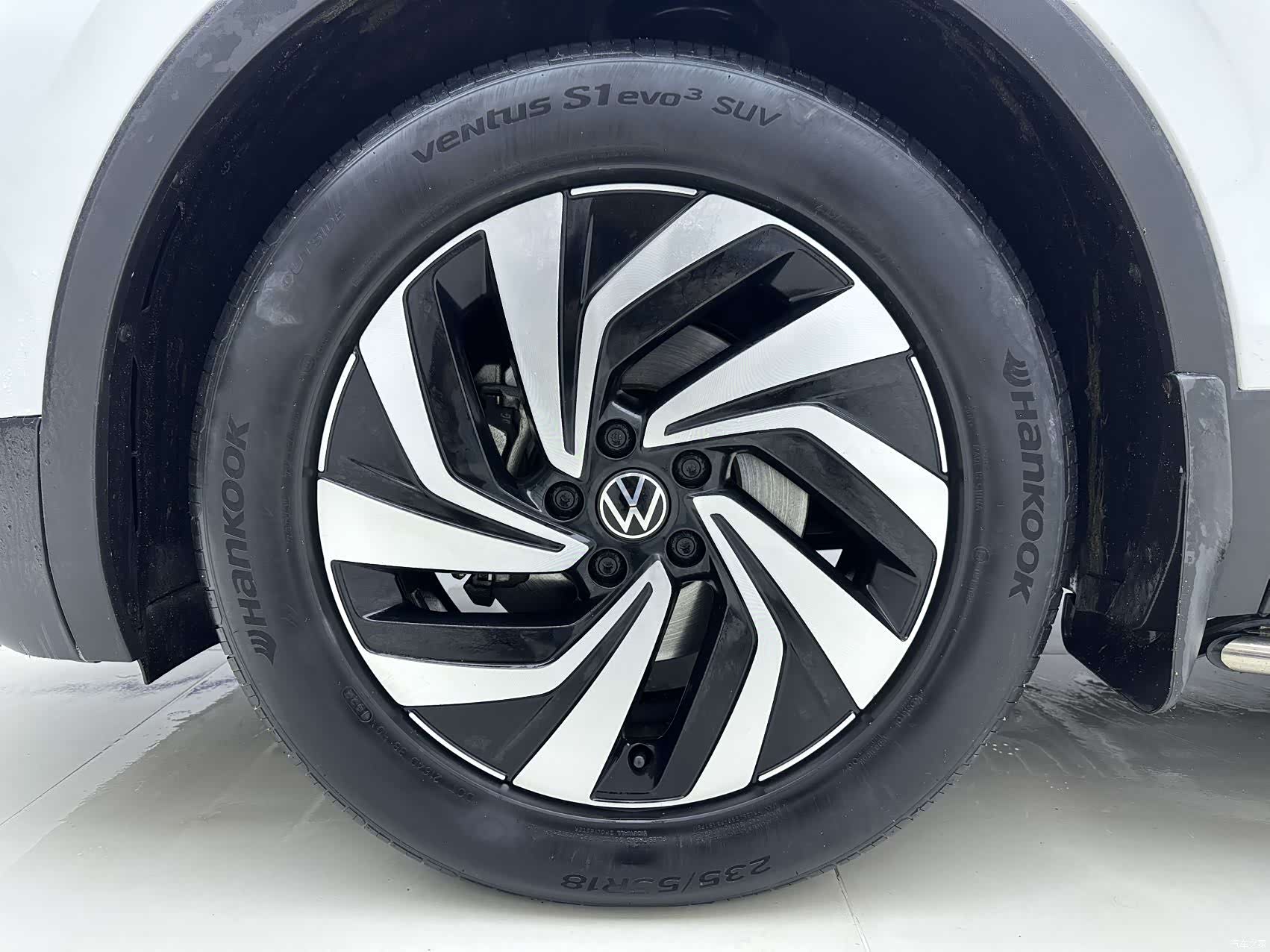 Volkswagen Tiguan L, 2023 24