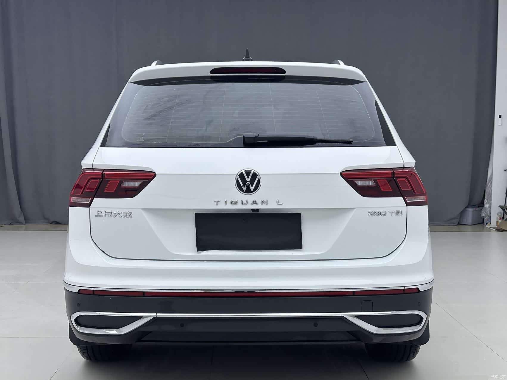 Volkswagen Tiguan L, 2023 все фото