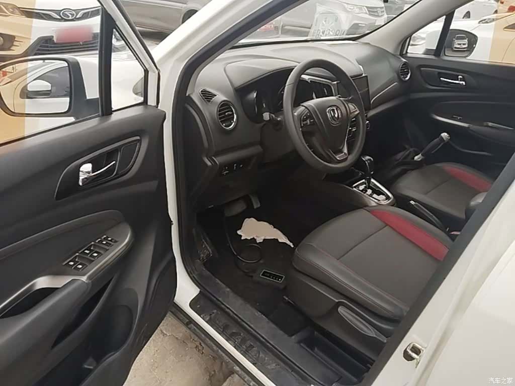 Changan CS15, 2016 16
