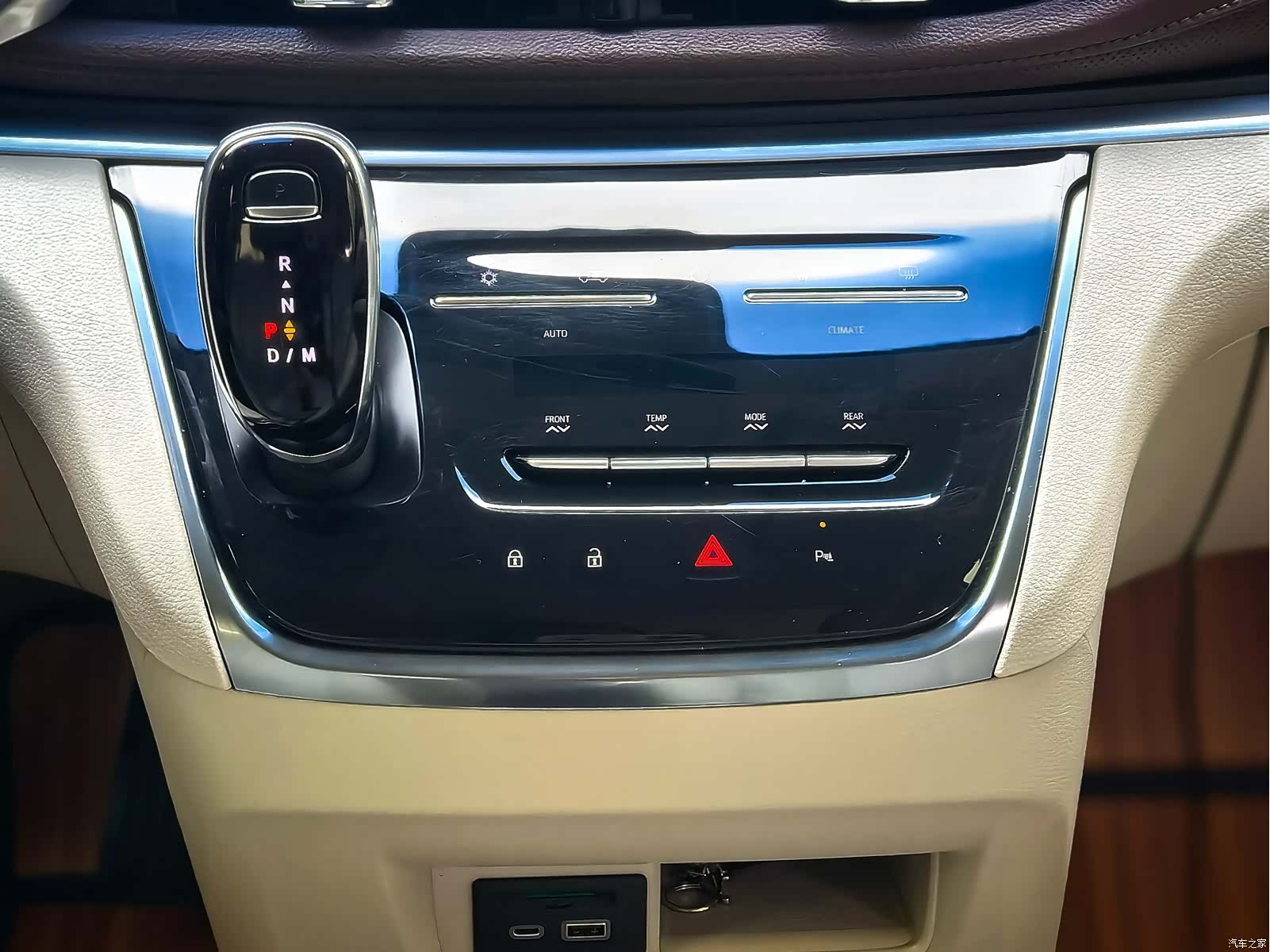 Buick GL8, 2021 20