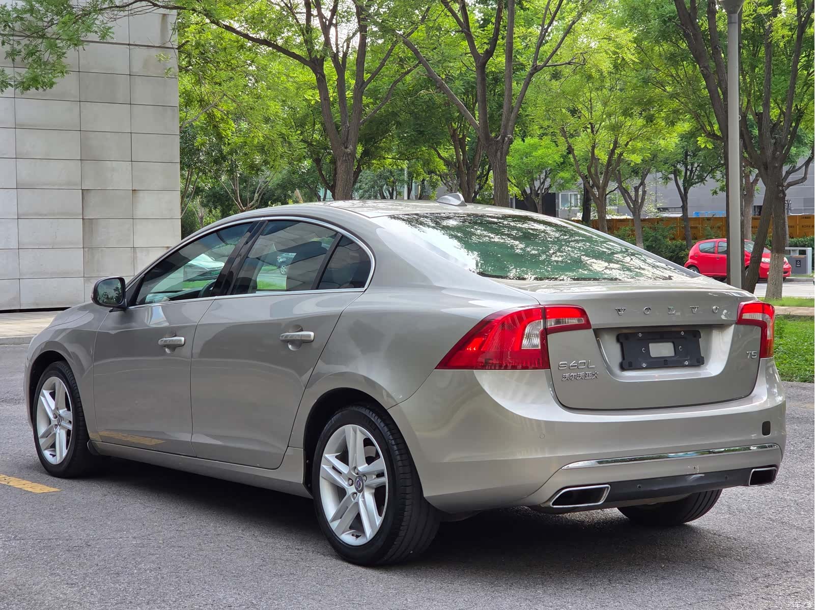 Volvo S60, 2015 15