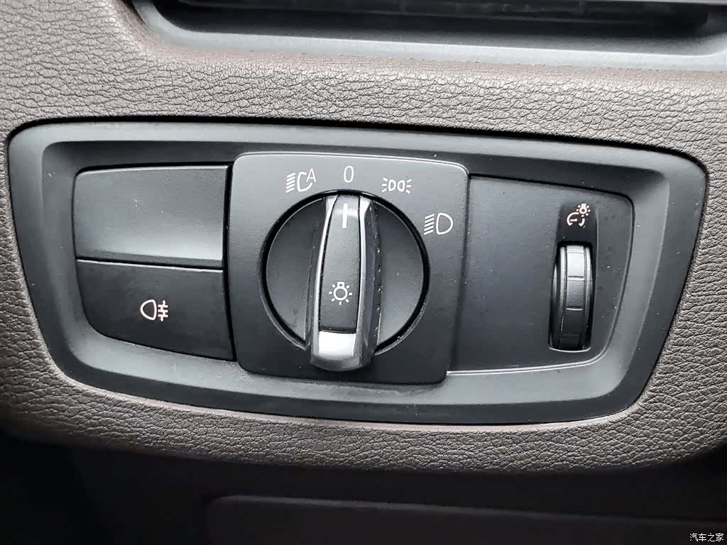 BMW X2, 2021 21