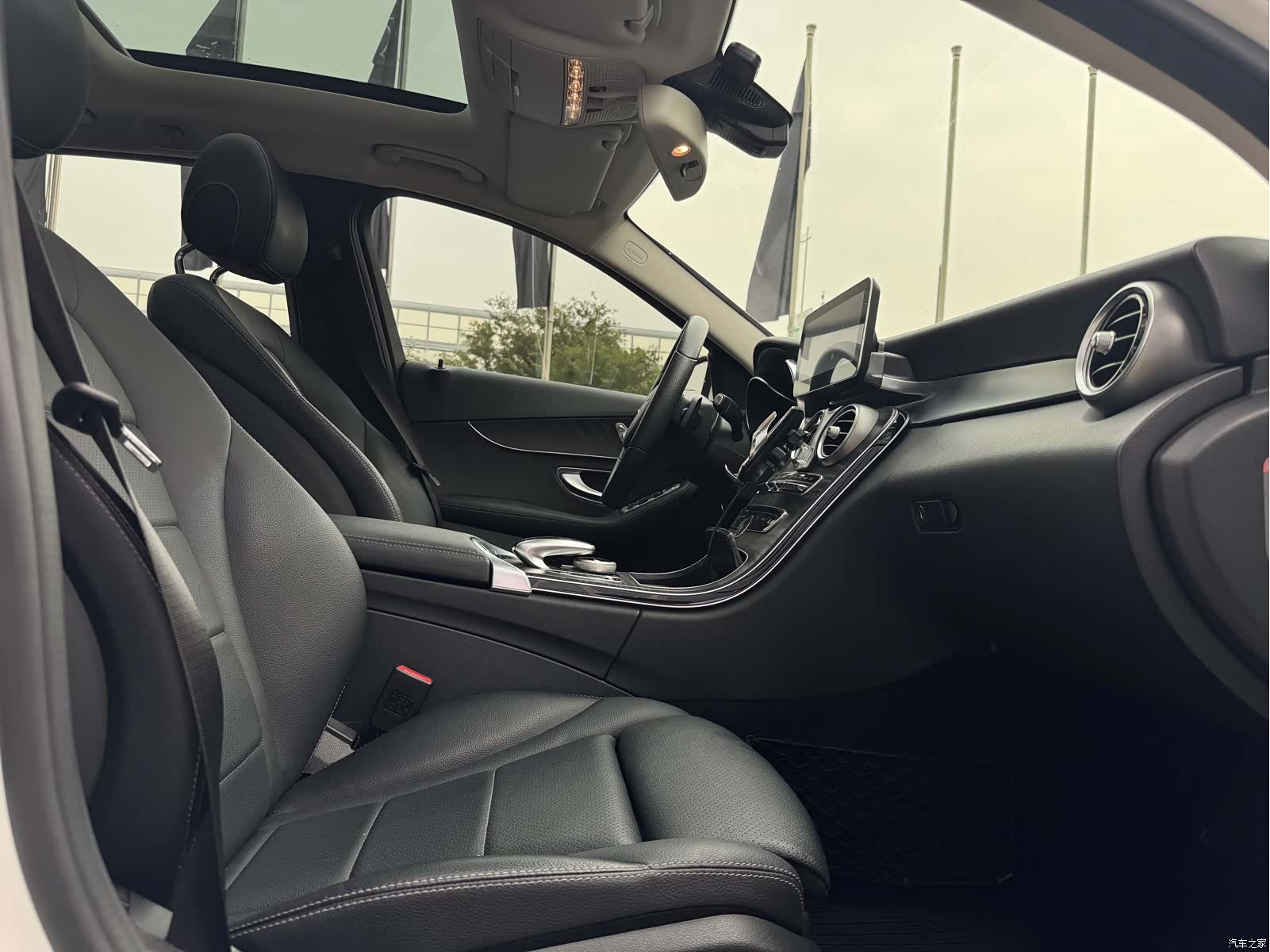 Mercedes-Benz C-Class, 2016 20