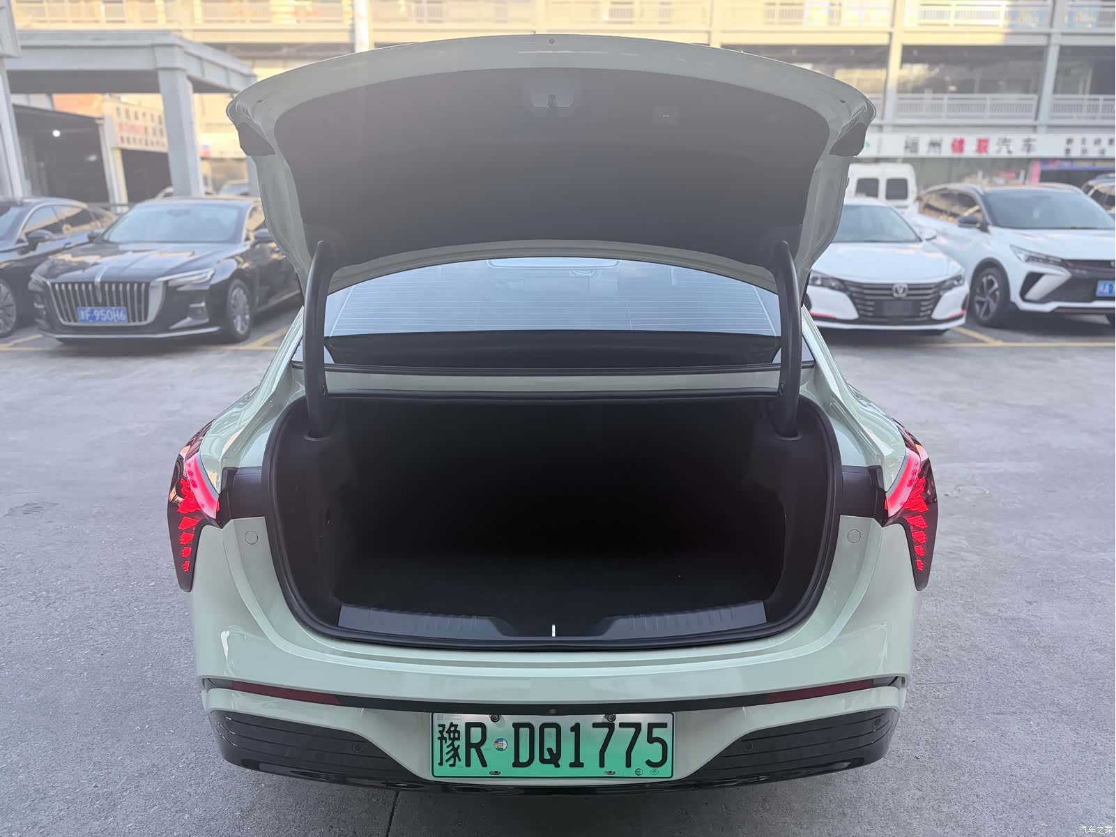 Hongqi 05, 2025 10