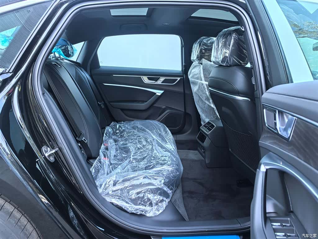 Audi A6L, 1900 10