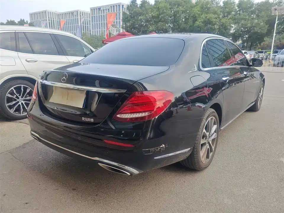 Mercedes-Benz E-class Mercedes-Benz E-class