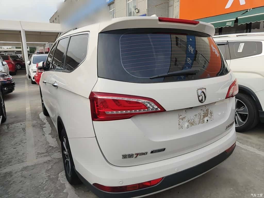 Wuling 730, 2017 все фото