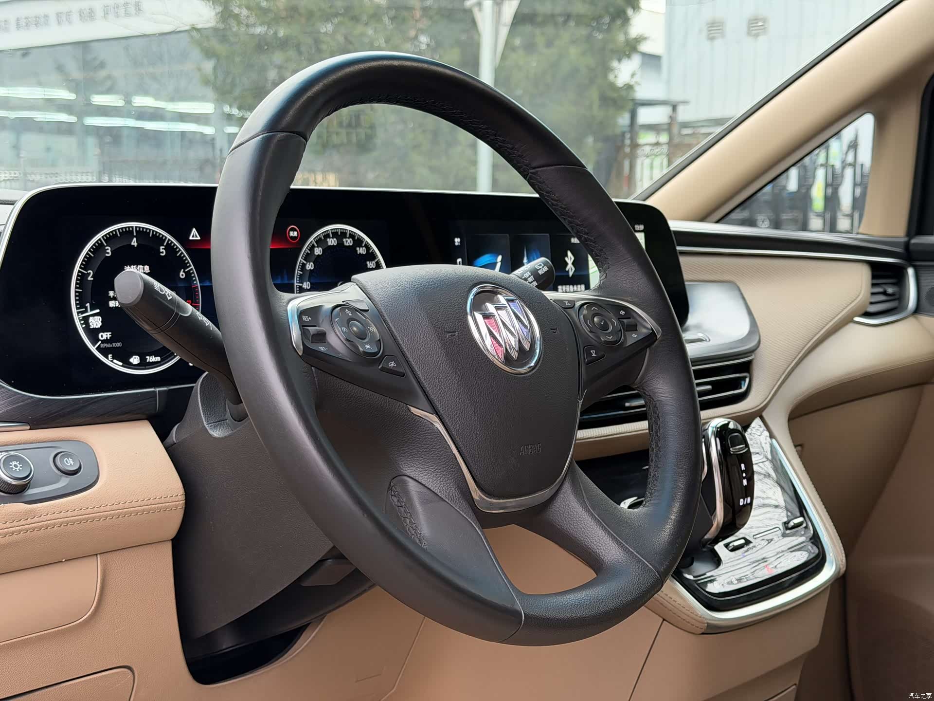 Buick GL8, 2020 7