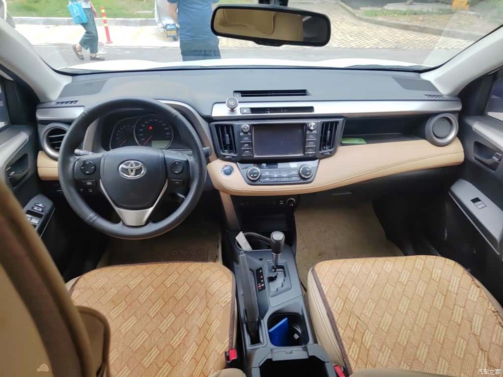 Toyota RAV4, 2018 13