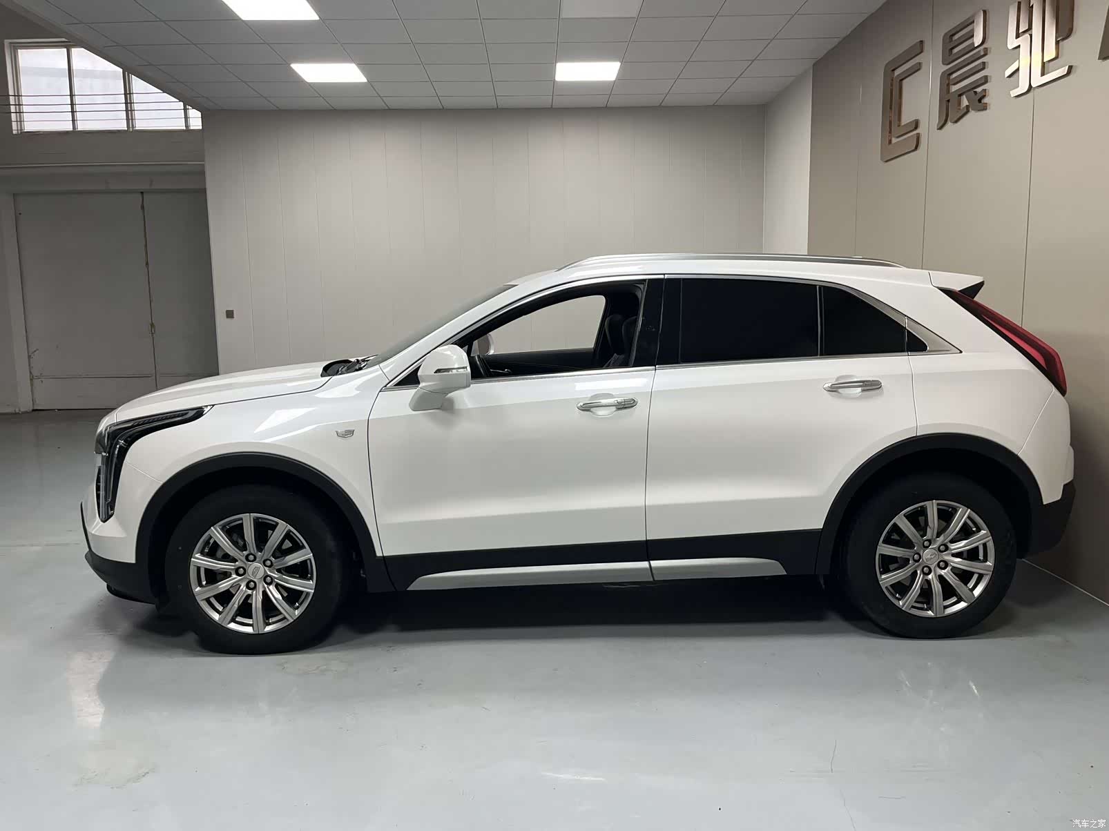 Cadillac XT4, 2021 8