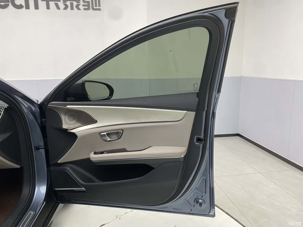 BYD Han, 2026 18