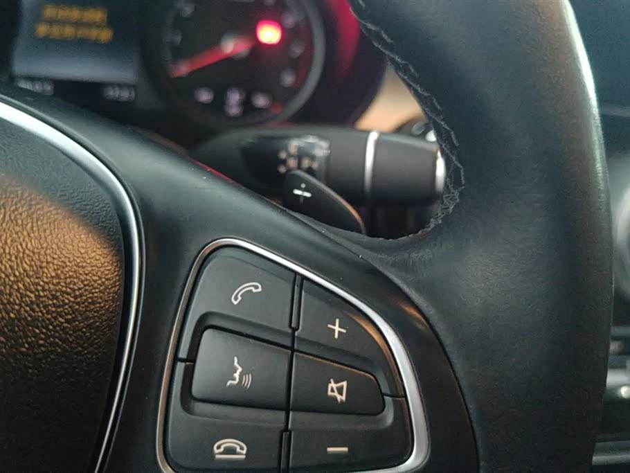 Mercedes-Benz GLC Mercedes-Benz GLC