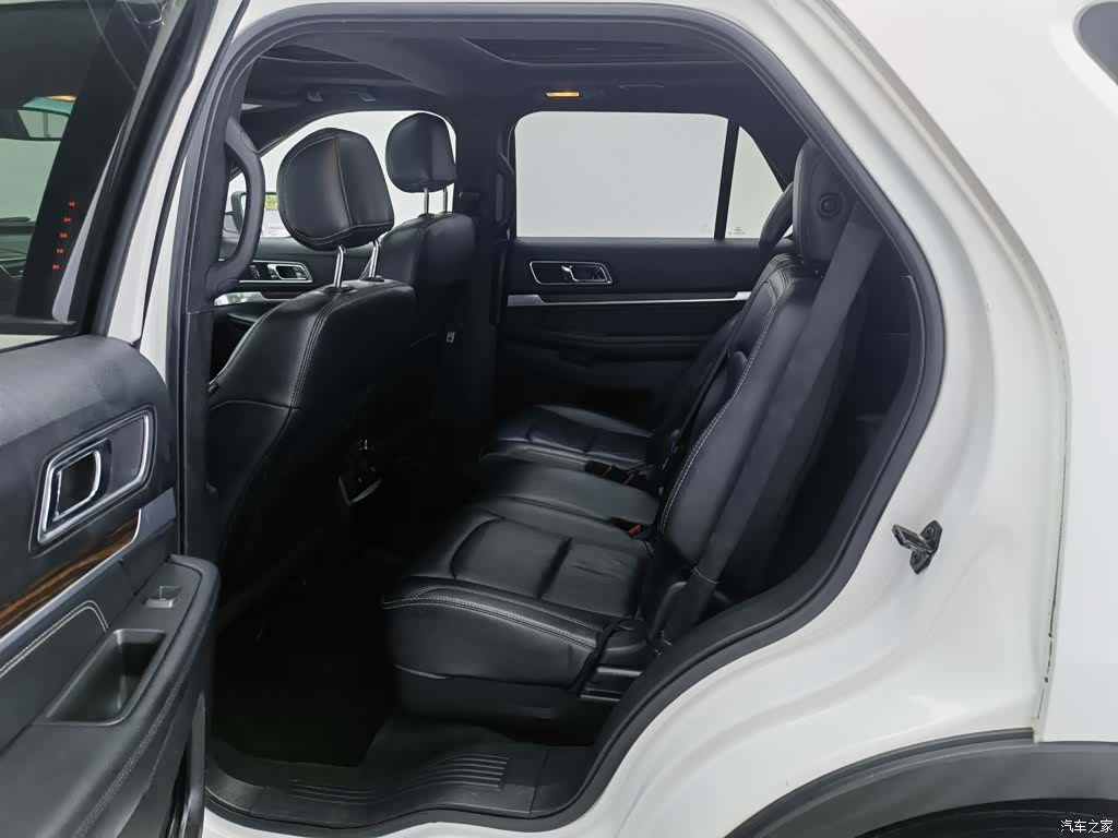 Ford Explorer, 2017 15