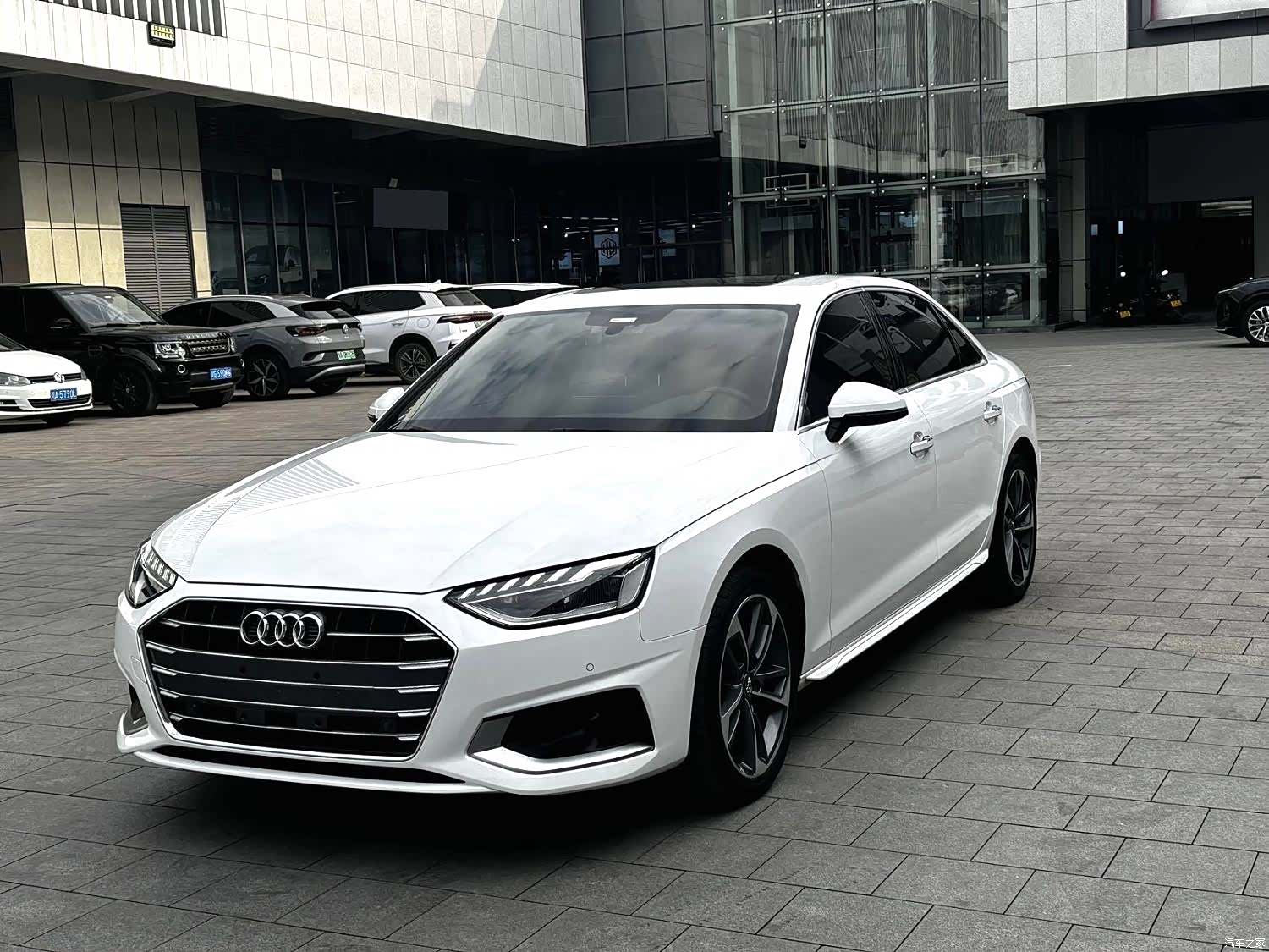 Audi A4L, 2020 1