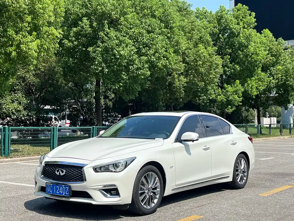 Infiniti Q50L Infiniti Q50L