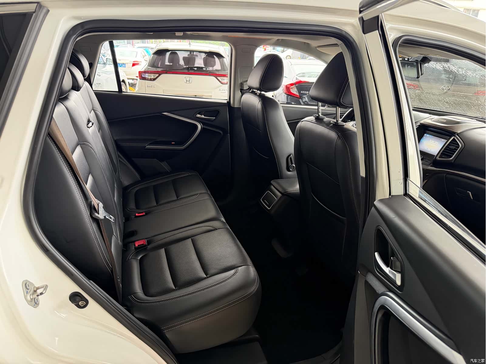 BAIC S6, 2019 15