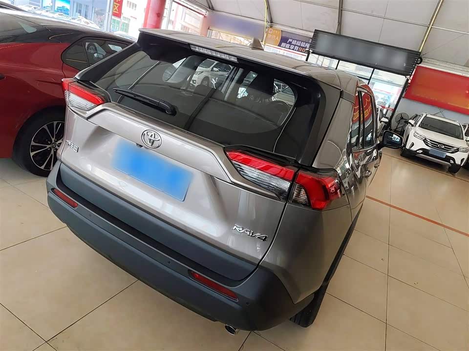 Toyota RAV4 Rongfang