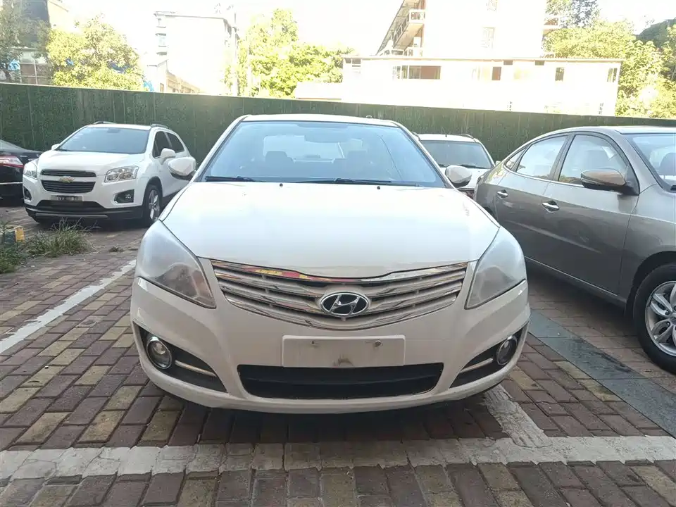 Hyundai Yuedong