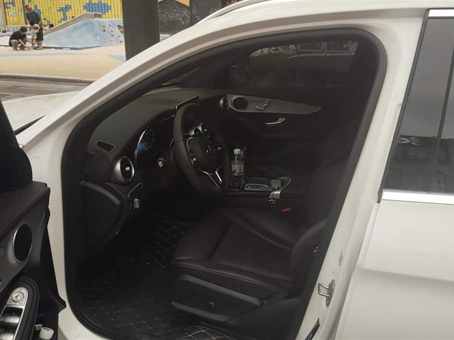 Mercedes-Benz GLC Mercedes-Benz GLC