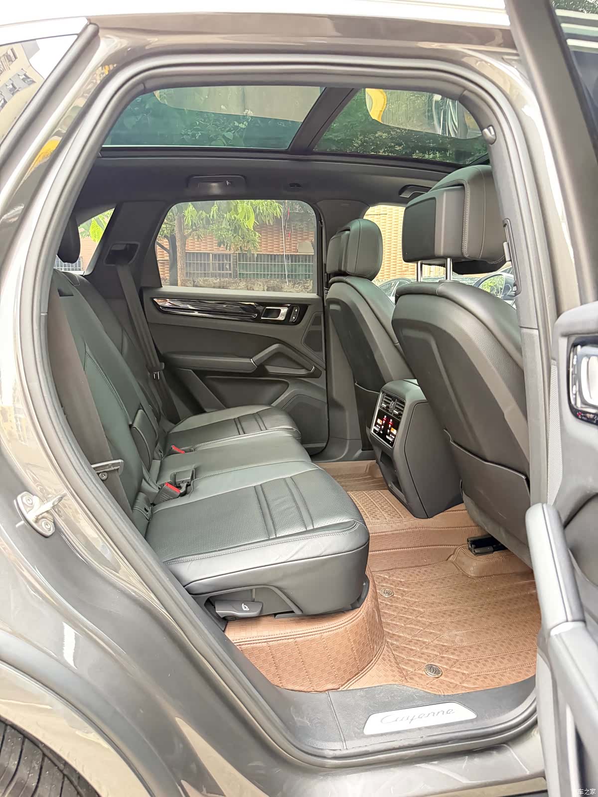 Porsche Cayenne, 2023 16