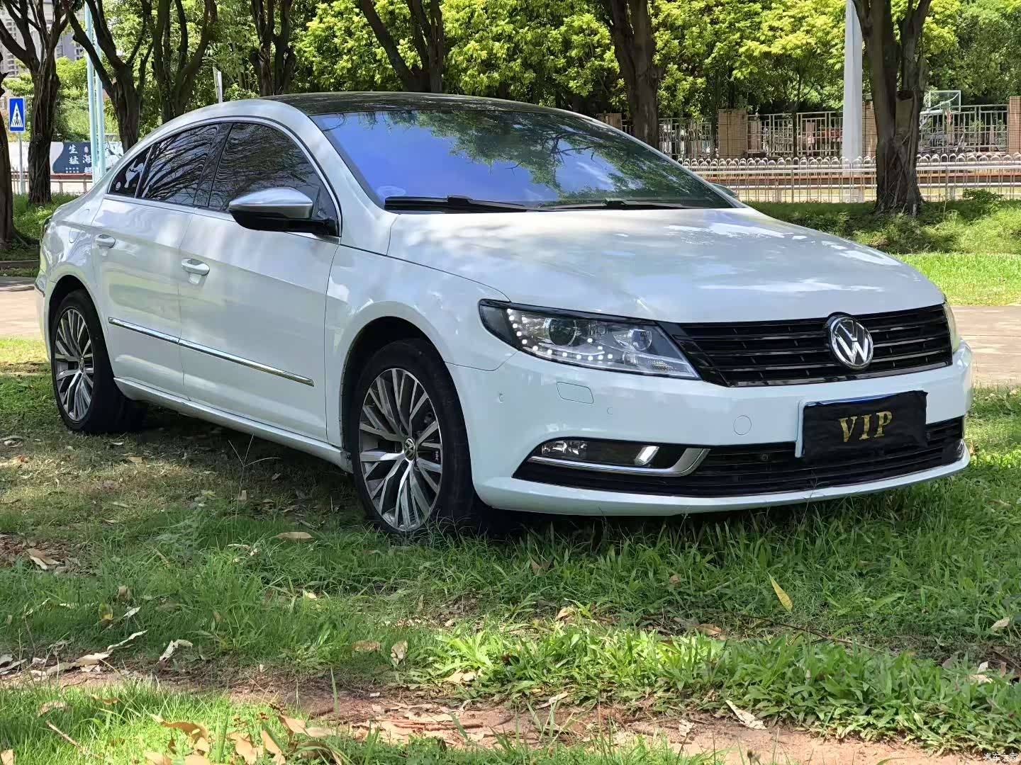Volkswagen CC, 2014 1