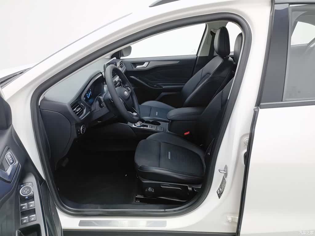 Ford Focus, 2020 10