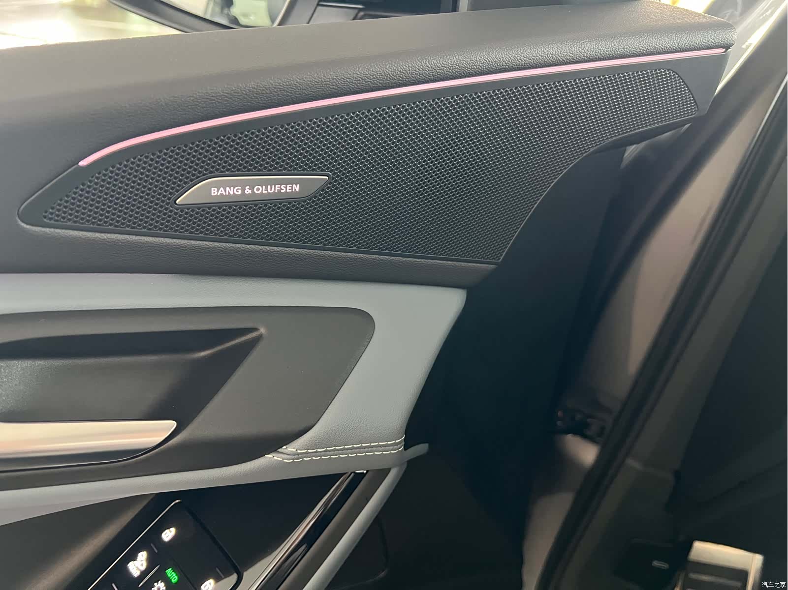 Audi e-tron, 2025 10