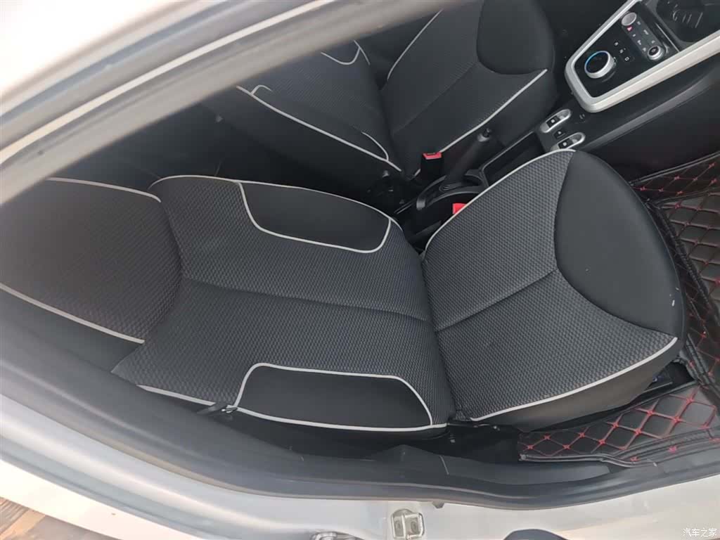 BYD e1, 2021 25