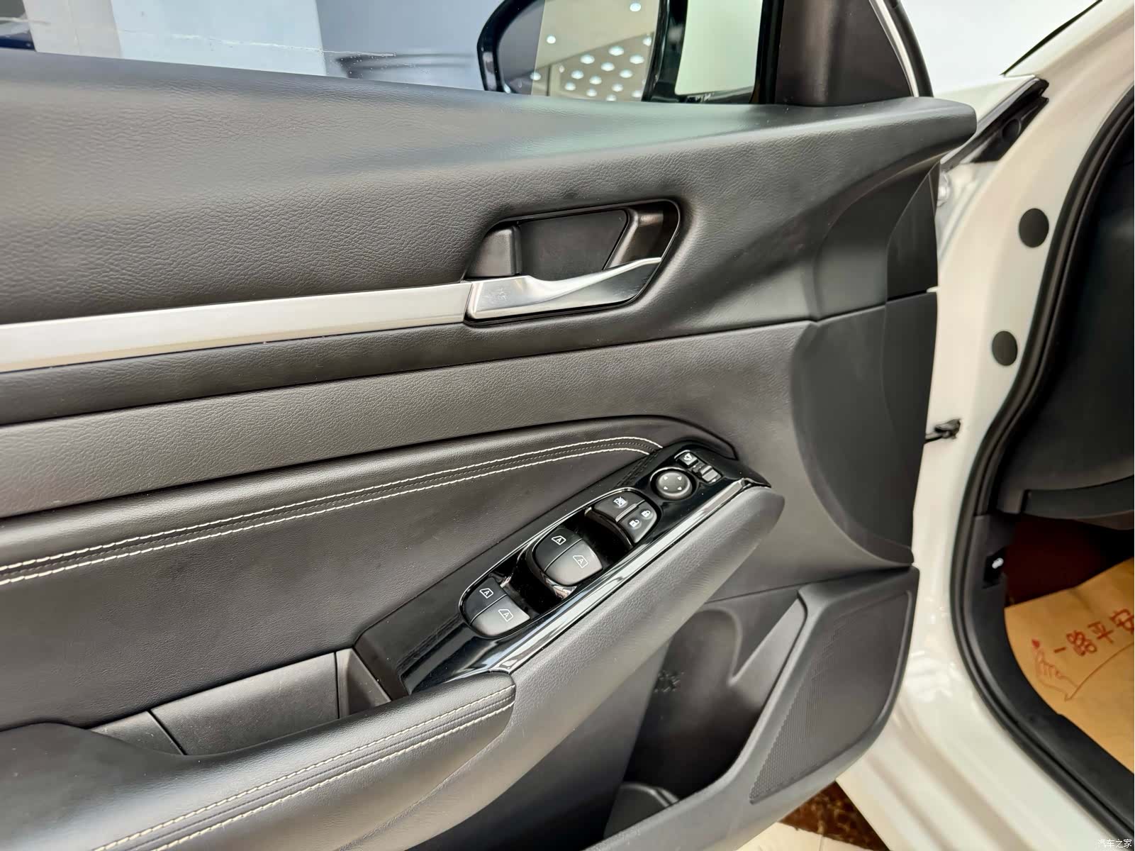 Nissan Teana, 2023 9
