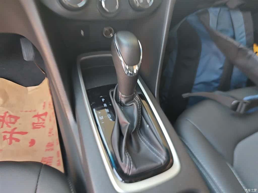 Chevrolet 320, 2019 14
