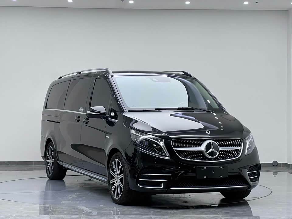 Mercedes-Benz V-class