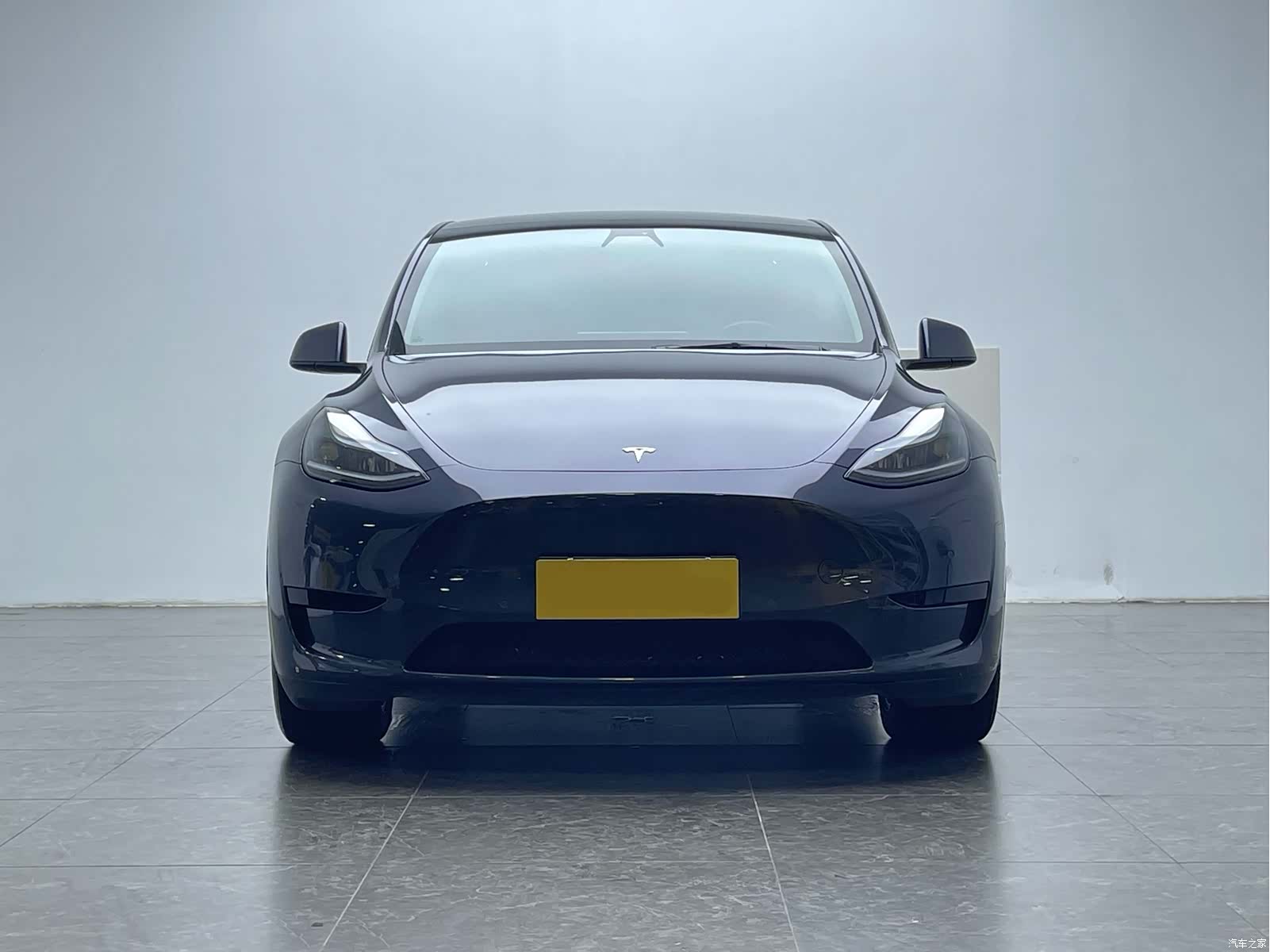 Tesla Model Y, 2022 2