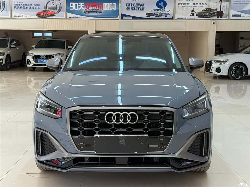 Audi Q2L, 2022 2