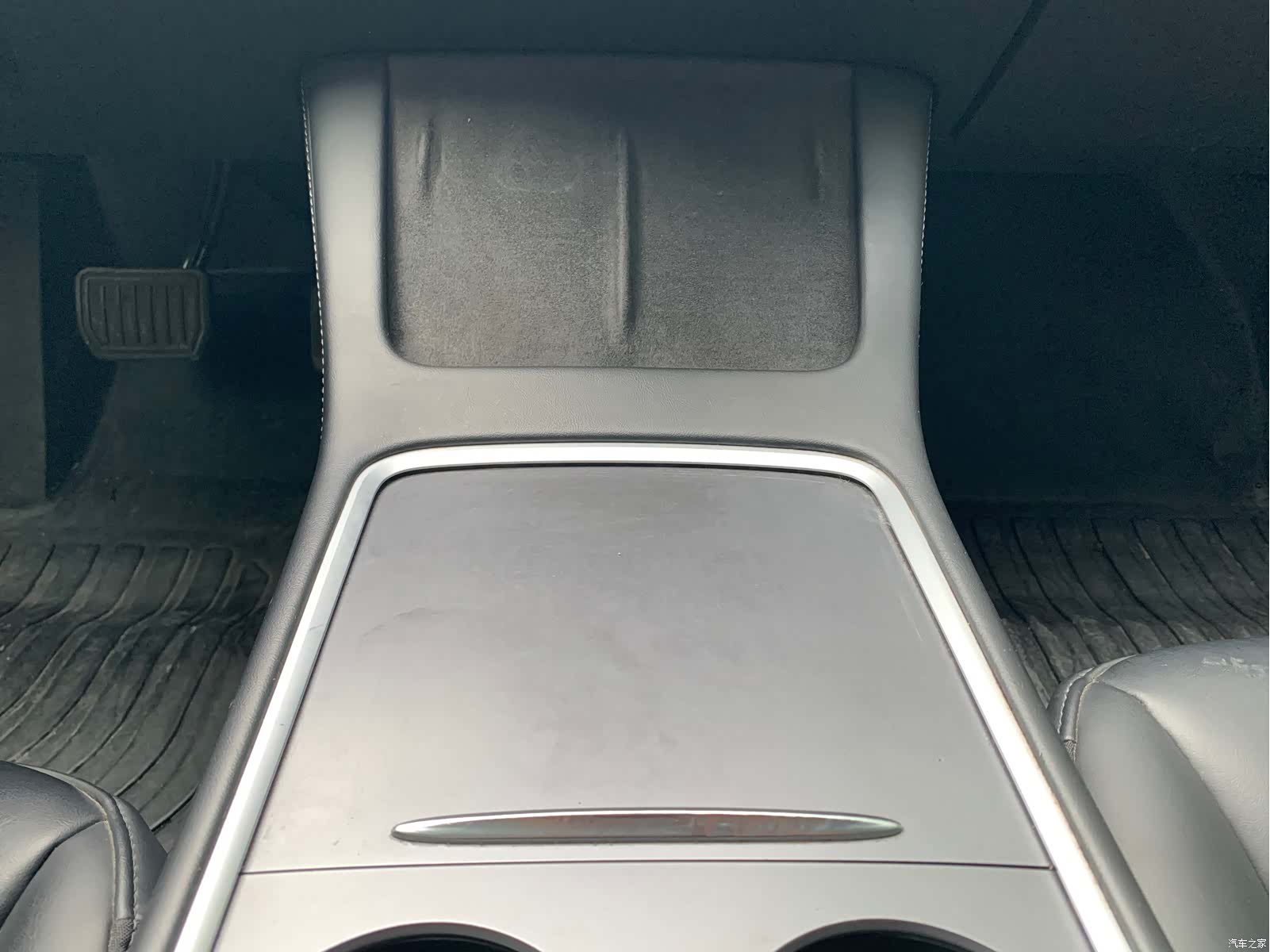 Tesla Model 3, 2022 14