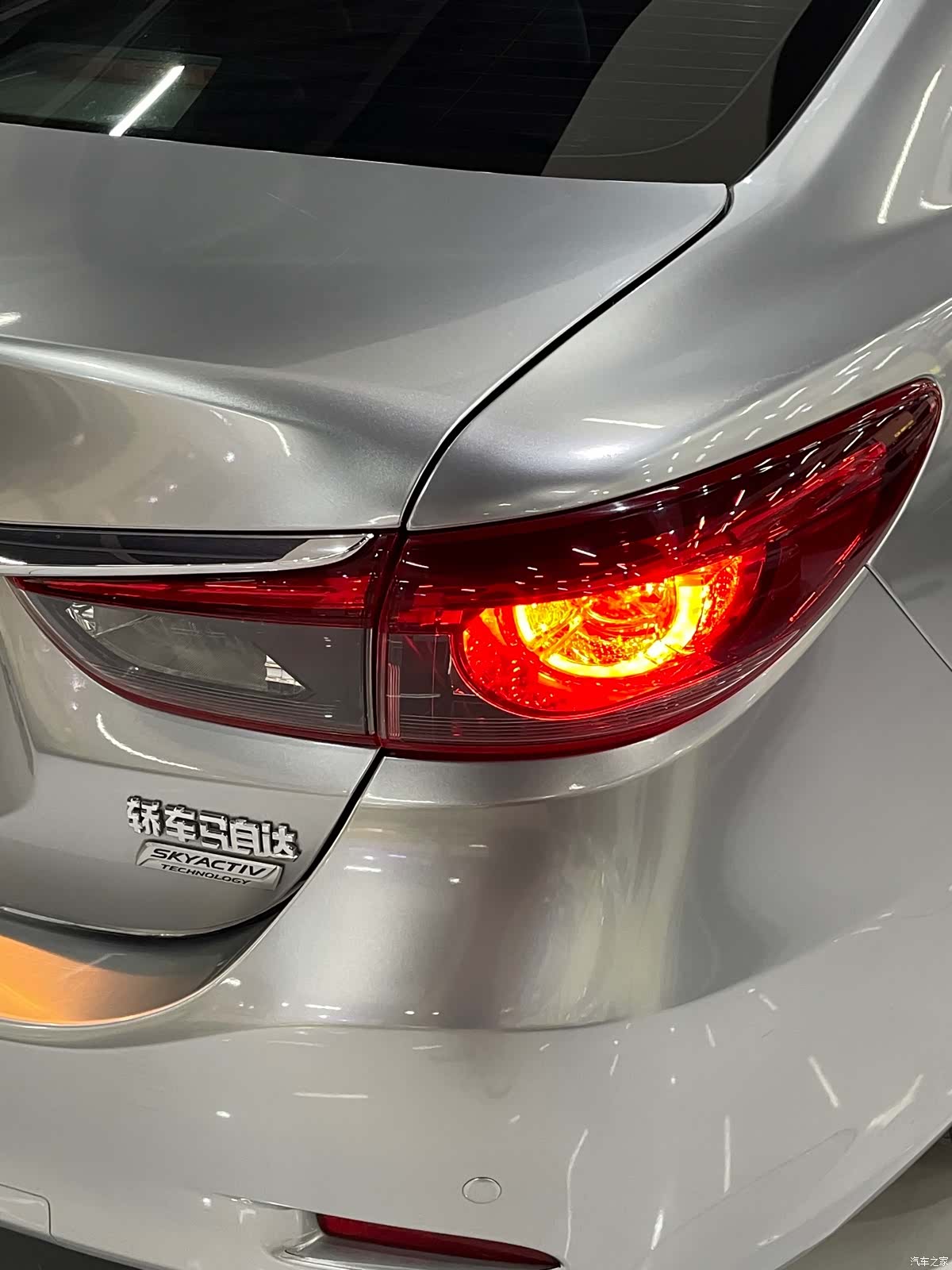 Mazda Atenza, 2018 12