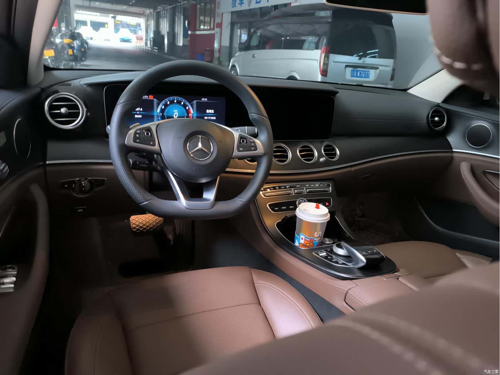 Mercedes-Benz E-Class, 2018 4