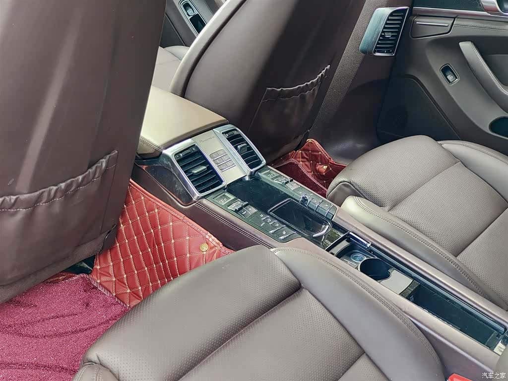 Panamera S, 2013 9