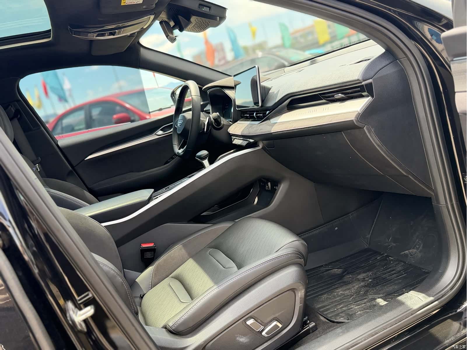 Geely Preface, 2024 13