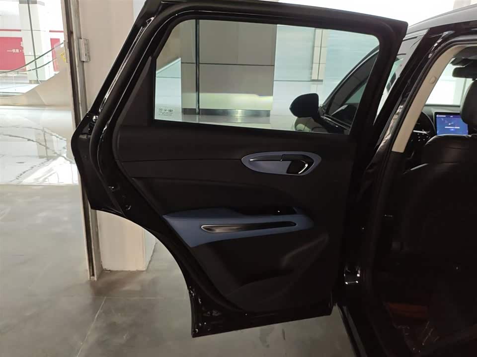Besturn T90 Besturn T90