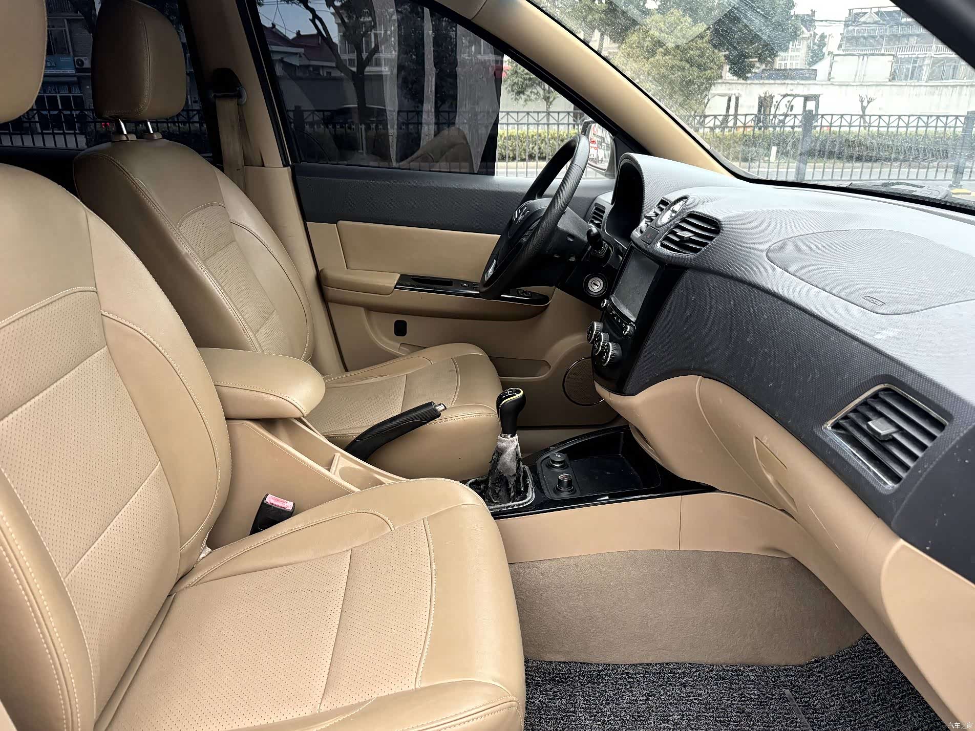 Wuling Hongguang, 2015 13