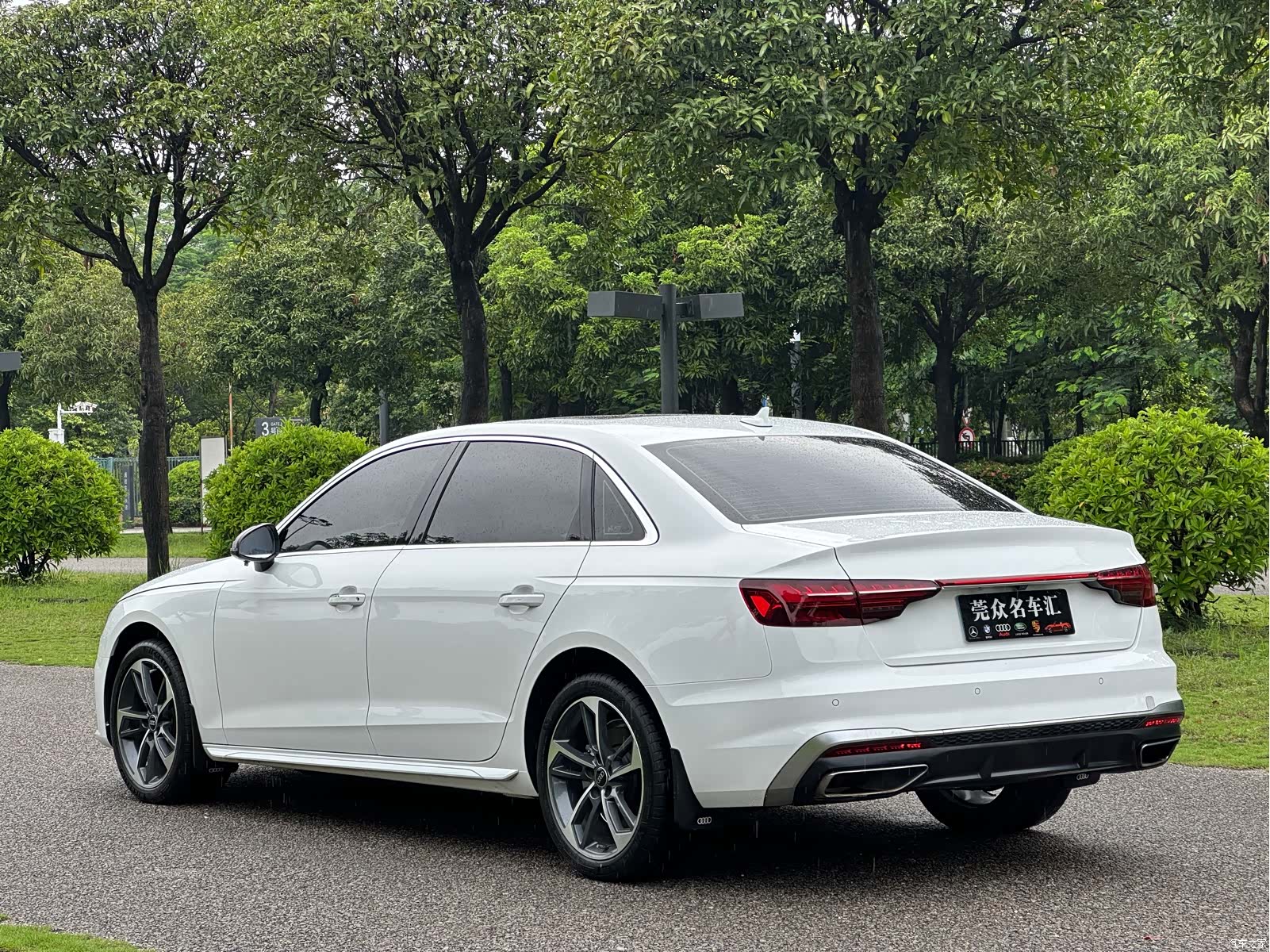 Audi A4L, 2022 6