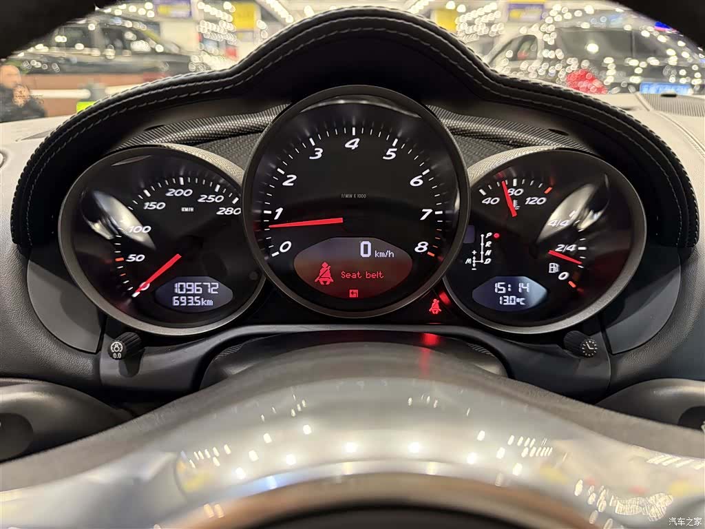Porsche Cayman, 2012 10