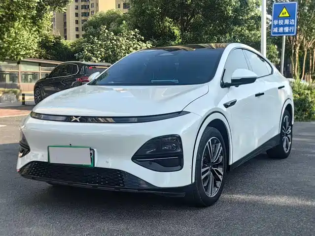 XPeng G6 2023 — купить из Китая под заказ