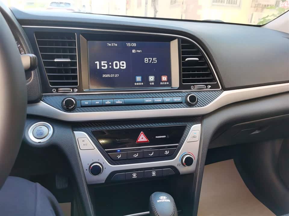 Hyundai Lead Hyundai Lead