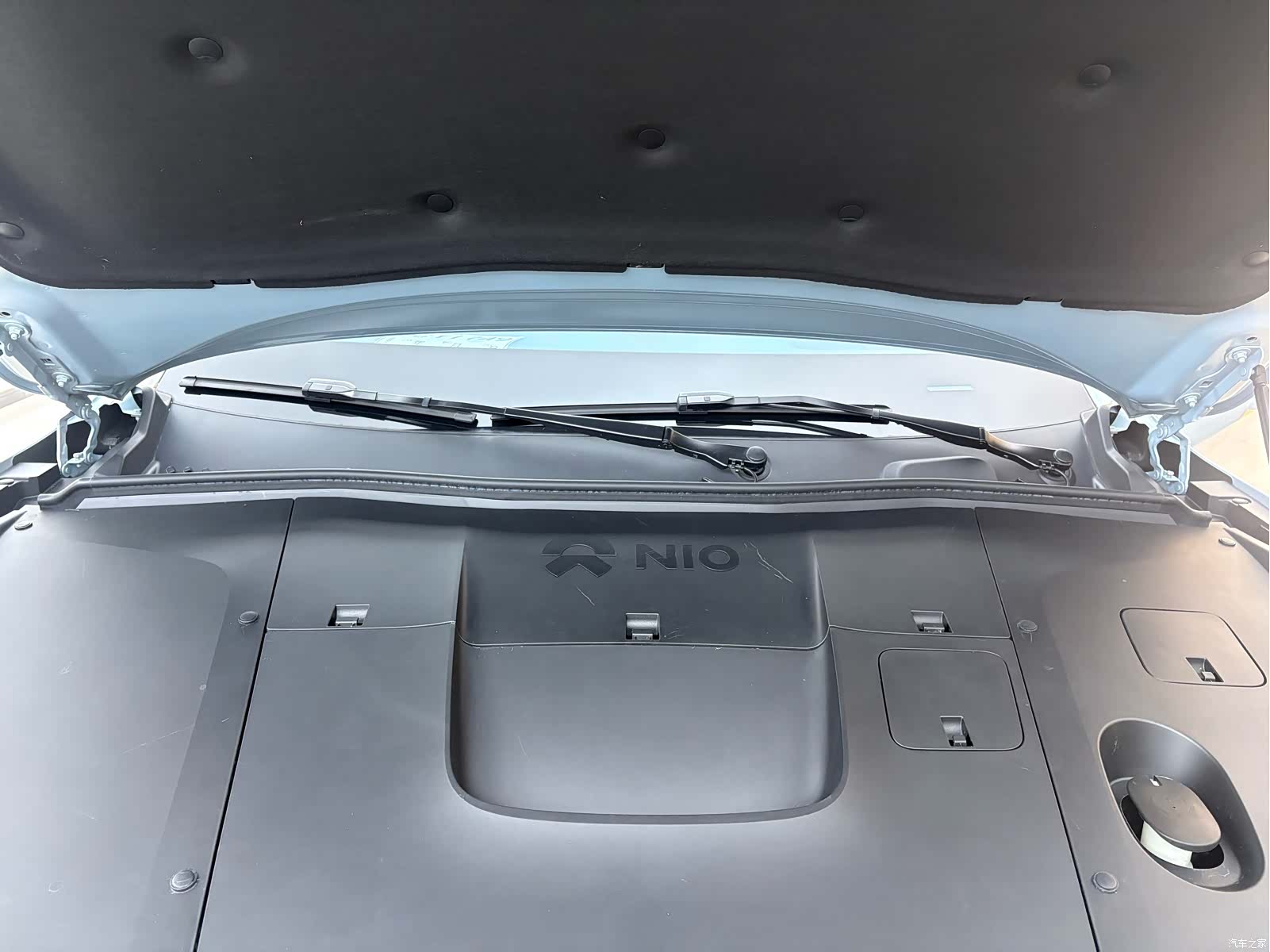 NIO EC6, 2024 8